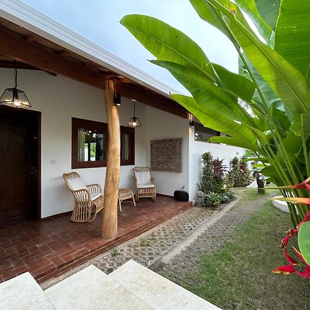 La Kreyiol Bed and Breakfast Uluwatu Eksteriør billede