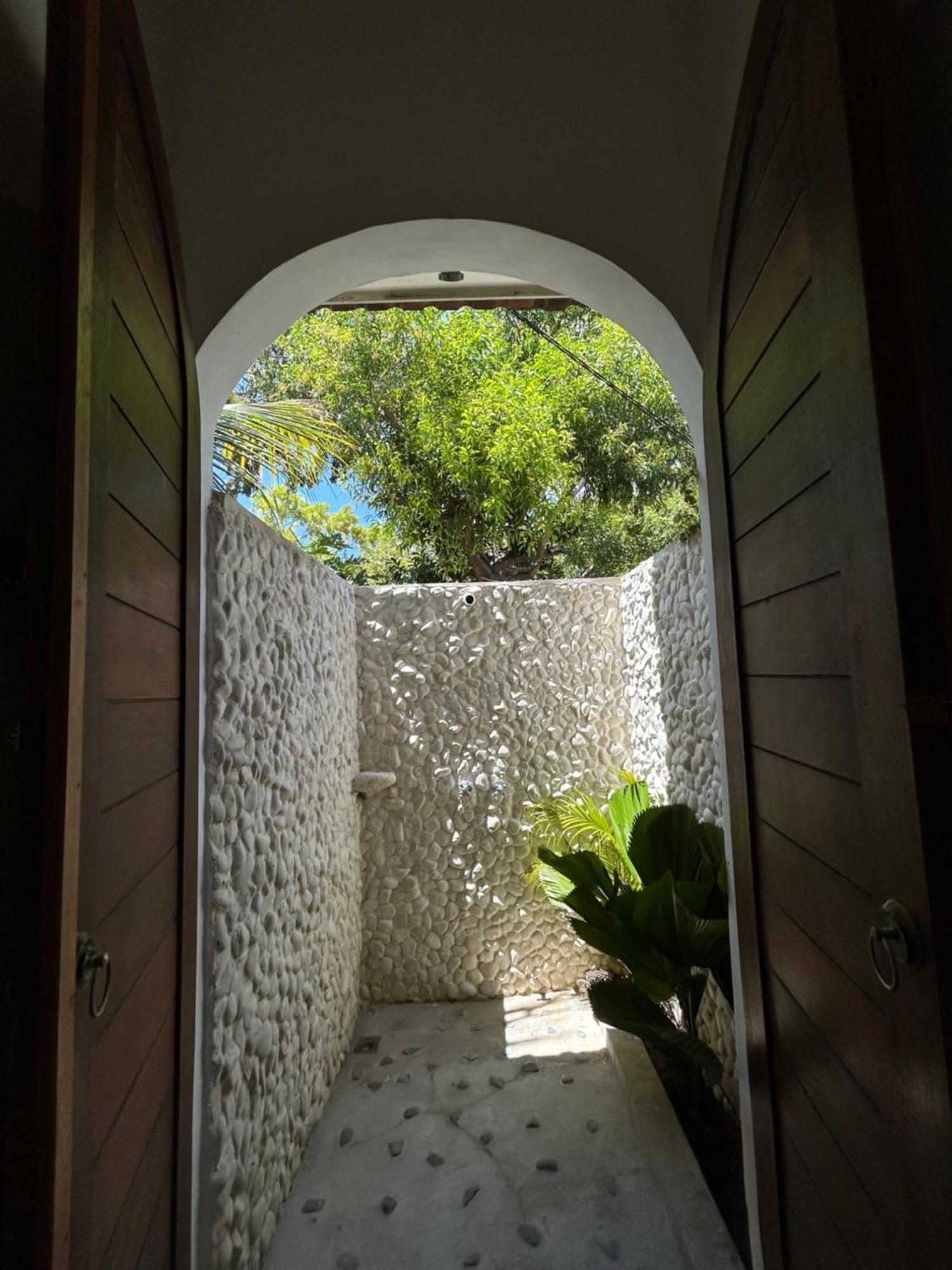 La Kreyiol Bed and Breakfast Uluwatu Eksteriør billede
