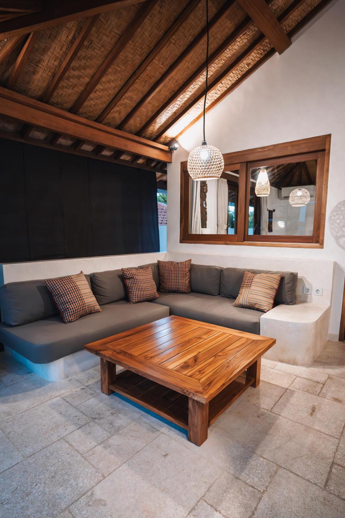 La Kreyiol Bed and Breakfast Uluwatu Eksteriør billede
