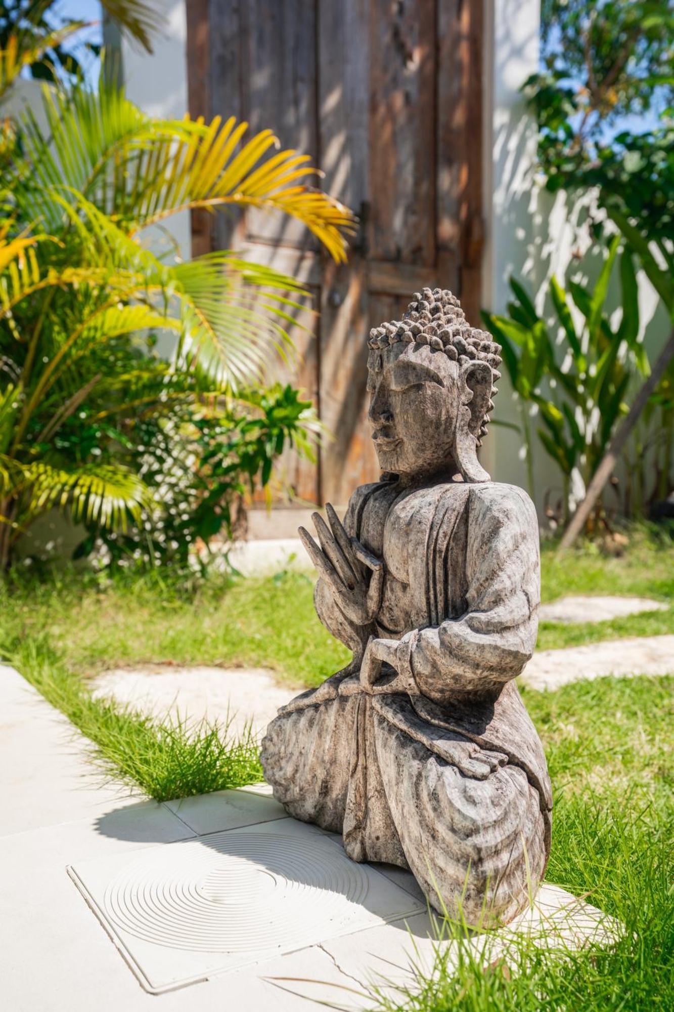La Kreyiol Bed and Breakfast Uluwatu Eksteriør billede